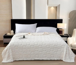 Плед велсофт Vse DOMA Сердца, цвет молочный, шерпа, чемодан