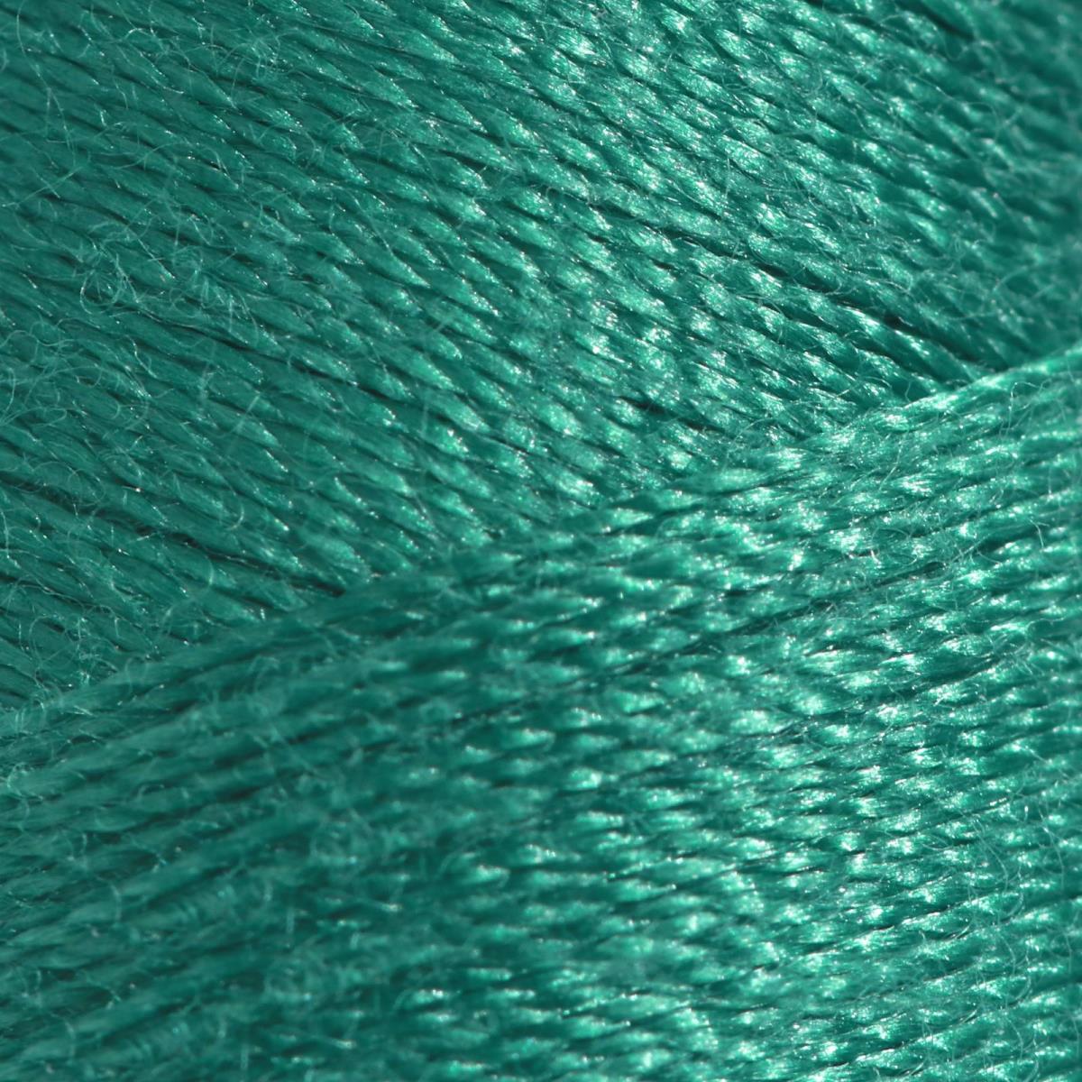 2904 Нитки 45ЛЛ цв.2904 св.зеленый 200м - 0