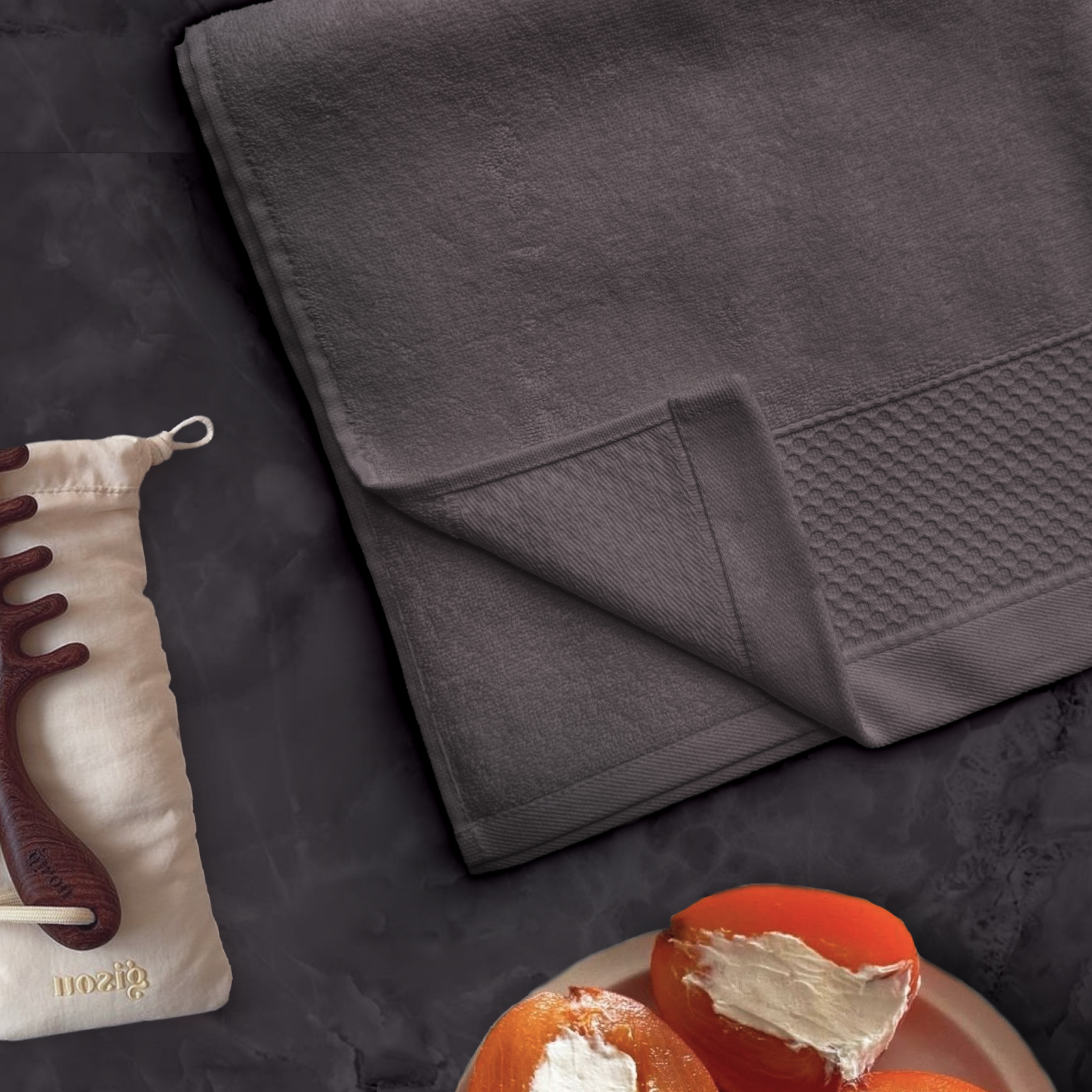 Полотенце махровое Fine Line, коллекция Berries, серая умбра - 0