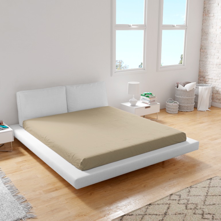 Простыня трикотажная на резинке Fine Line бежевый - 2