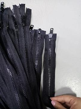 Молния тракт разъемная Т8  2з  85 см ц322 черная